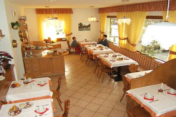 Hôtel Maffei à Pinzolo Extérieur photo